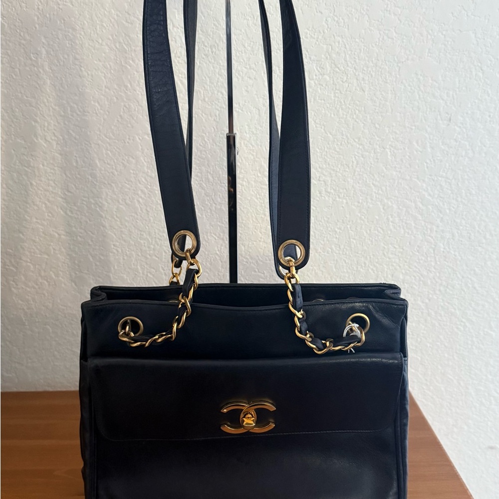 CHANEL Vintage Coco Mark Chain Shoulder Tote -Black Leather Gold Hardware w/CoA - Picture 12 of 15